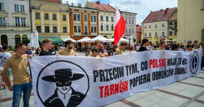 Konfederacja chce zamknięcia granic dla nielegalnej imigracji; środowiska lewicowe przeciw rasistowskim hasłom